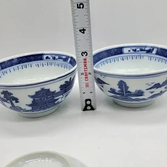 Beautiful! Set Of Three  Blue & White Oriental Dipping Bowls & One Sauce Bowl - Picture 10 of 11